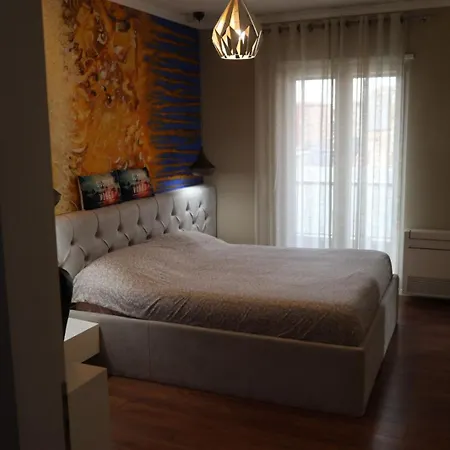 Roshi Apartman Tirana