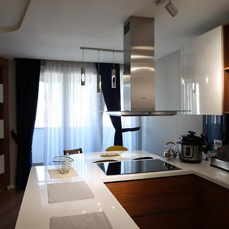 Apartman Roshi *