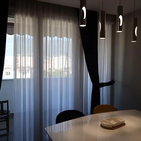 Roshi Apartman Tirana