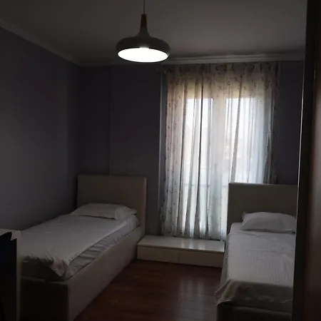 Roshi Apartman Tirana