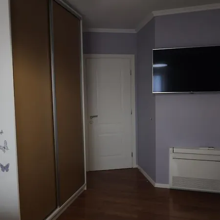 Apartman Roshi