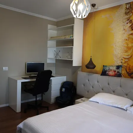 Roshi Apartman